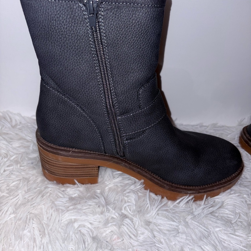 boc Gray Ankle Boots - Picture 6 of 12